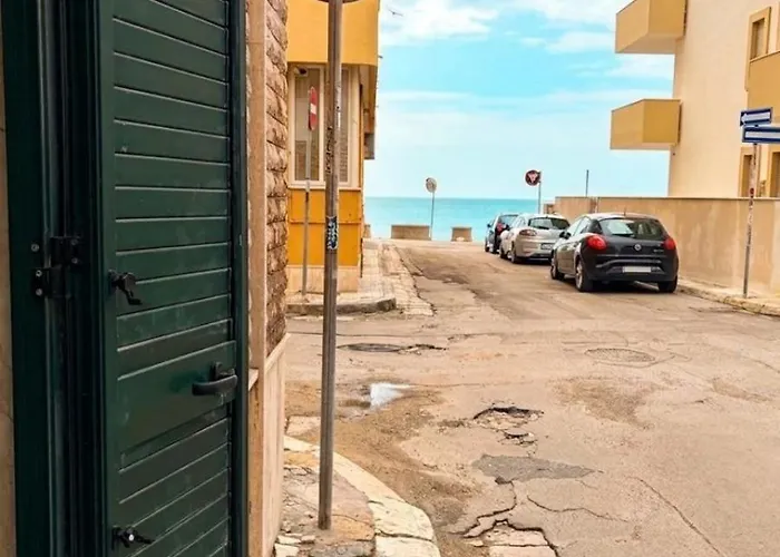 Апартаменти - Levante